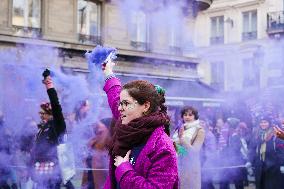 International Day for the Elimination of Violence Against Women demonstration in Paris