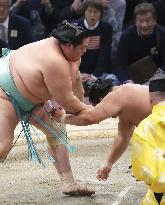 Sumo: Kyushu Grand Sumo Tournament