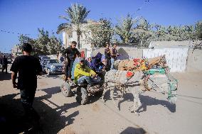 Daily Life Of Palestinians In Central Gaza Strip