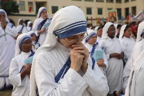 Annual Corpus Christe Eucharistic Procession In Kolkata, India 24 November 2024 - 24 Nov 2024