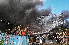 Fire Engulfing A Slum Area In Manila