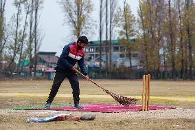 Cricket In Kashmir