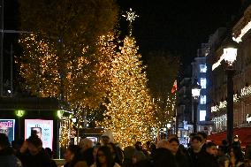 Champs Elysees Christmas Lights Unveiled in Paris FA