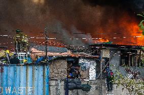 Fire Destroys 1,000 Homes In Slum Area - Manila