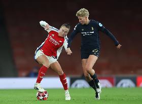 Arsenal FC v Juventus FC - UEFA Women's Champions League 2024/25 Group Stage MD4