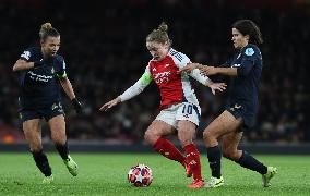 Arsenal FC v Juventus FC - UEFA Women's Champions League 2024/25 Group Stage MD4