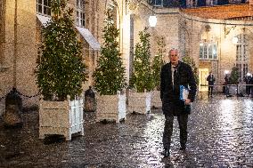 PM Barnier Arrives At The Hotel De Matignon - Paris