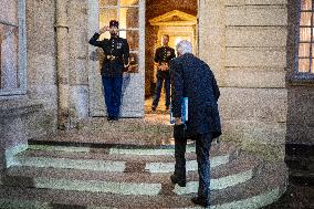 PM Barnier Arrives At The Hotel De Matignon - Paris