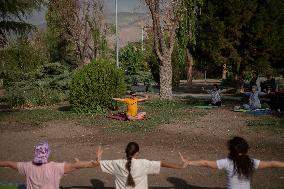 Nature Yoga In Tehran