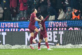 CFR Cluj v Rapid Bucharest - Romanian Superliga