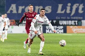 CFR Cluj v Rapid Bucharest - Romanian Superliga