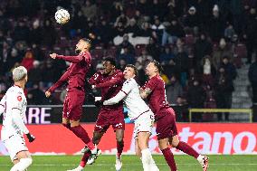 CFR Cluj v Rapid Bucharest - Romanian Superliga