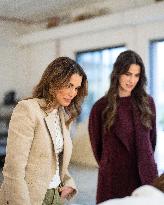 Queen Rania And Princess Rajwa Visit Workshop - Amman