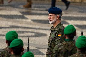 King Felipe VI Visit To Spanish Army - Seville