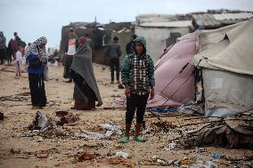 Heavy Rains Flood Tents In Gaza