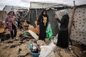 Heavy Rains Flood Tents In Gaza