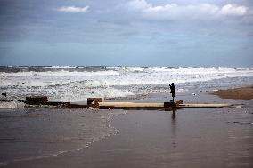 Heavy Rains Flood Tents In Gaza