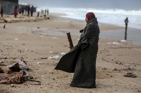 Heavy Rains Flood Tents In Gaza