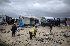 Heavy Rains Flood Tents In Gaza