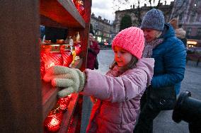 Lviv residents honor memory of Holodomor victims