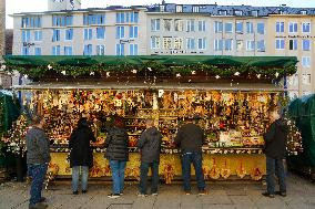 Christkindlmarkt-Munich Christmas Market Opened