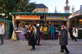 Christkindlmarkt-Munich Christmas Market Opened