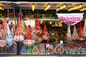 Christkindlmarkt-Munich Christmas Market Opened