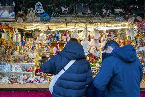 Christkindlmarkt-Munich Christmas Market Opened