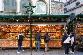 Christkindlmarkt-Munich Christmas Market Opened