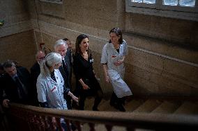 Michel Barnier Visits The House of Women of the AP-HP - Paris