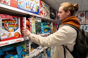 Toy Stores In Preparation For The Christmas Holidays - Paris