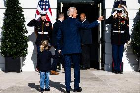 Biden Pardons the Thanksgiving Turkey - Washington