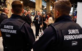 Minister of Transports at Gare du Nord - Paris