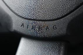 Ford Airbag