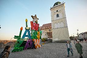 Warsaw Christmas Season Preparations