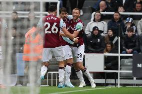 Newcastle United FC v West Ham United FC - Premier League