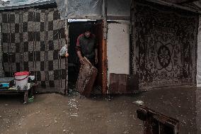 Heavy Rains Flood Tents - Gaza