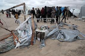 Heavy Rains Flood Tents - Gaza