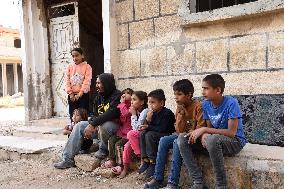 Syrians Refugees Return Home - Homs