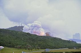 JAXA's Epsilon rocket engine catches fire