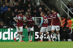 Newcastle United FC v West Ham United FC - Premier League