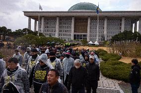 Cargo Truckers Solidarity Stages Surprise Protest At National Assembly, Demanding Legislation For Safe Freight Rates