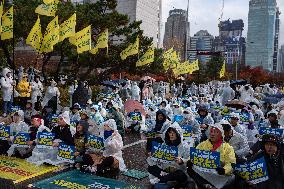 Hundreds Rally At National Assembly For Increased Public Hospital Budgets And Healthcare Reform