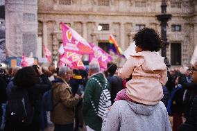 Presidium Against The Criminalization Of Pregnancy For Others And For Others Organized By Famiglie Arcobaleno Demonstration In M