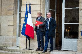 Group Leaders Leaves Matignon - Paris