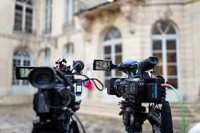 Group Leaders Leaves Matignon - Paris