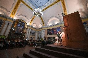 Pipe organ at Lviv railway station