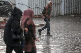 Gaza Children Wait To Receive A Hot Meal Of Food