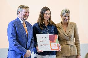 Royals Present Growth Certificates - Utrecht