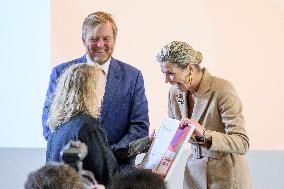 Royals Present Growth Certificates - Utrecht